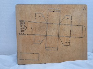 AccuCut Box-Chair (3-D) Crease BX414CJ