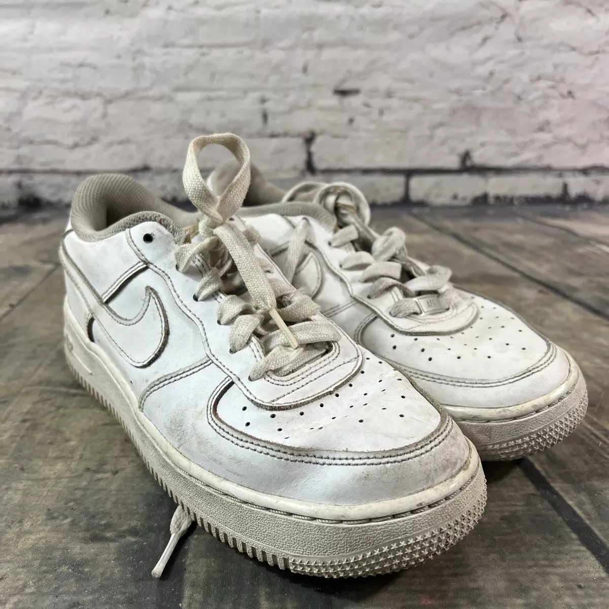 Nike Shoes Youth 6Y Boys Air Force 1 07 LE Sneakers DH2920 111 White Leather