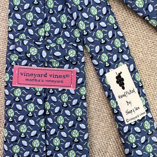 Vineyard Vines Tie Boy Silk Football Fan Vineyard 49x3.25 Hand Made USA Core No - Picture 5 of 7