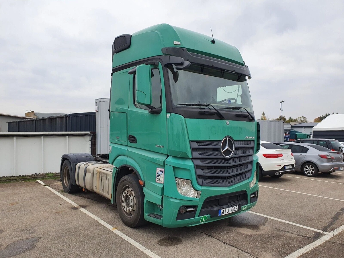 2015 Mercedes Benz MB Actros MP4 EURO 6 for breaking. Big stock of