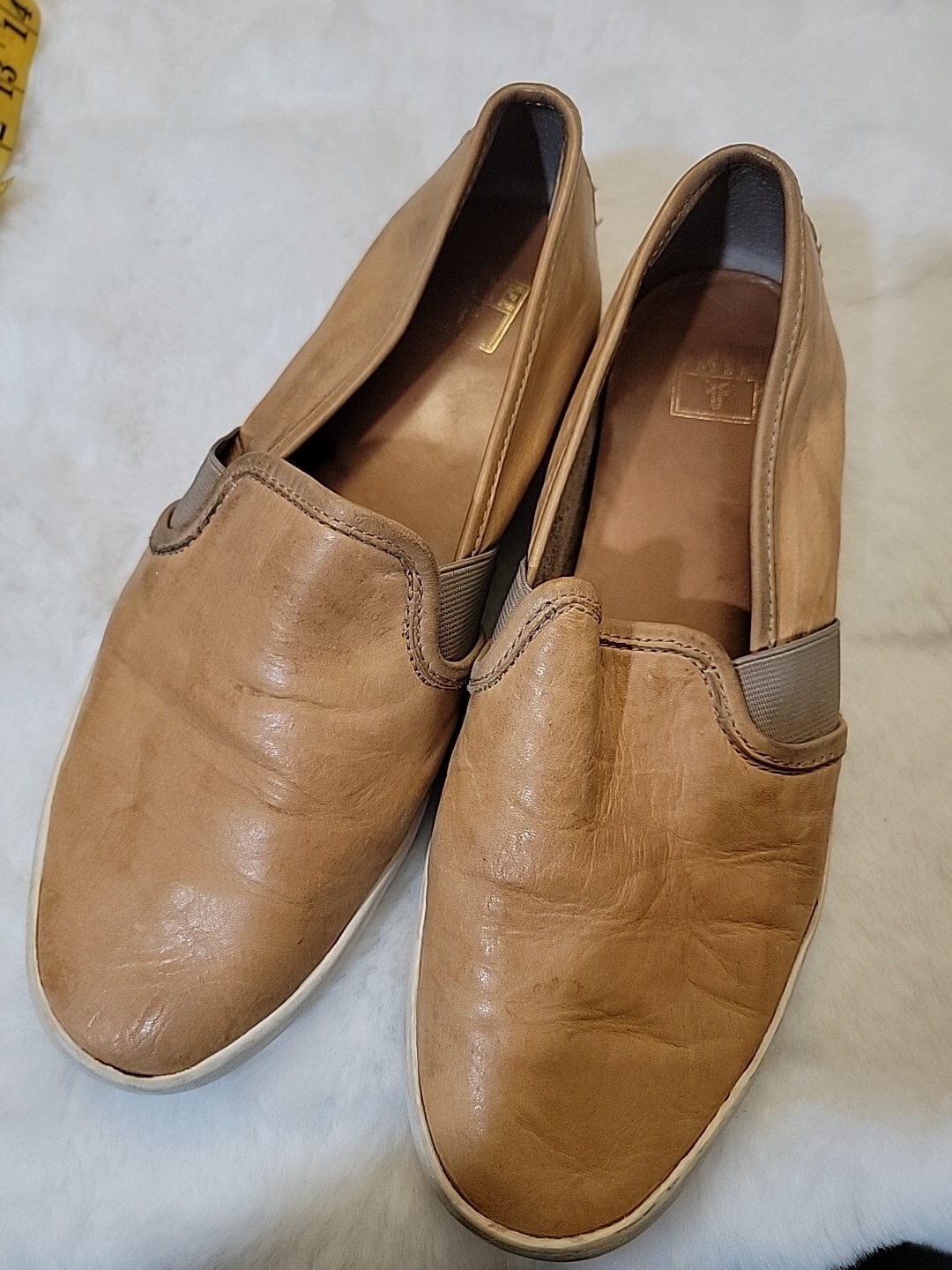 SAOLA Mocassini Frye da uomo 8 M in pelle soletta superiore Astor slip on suola in gomma sportiva marrone