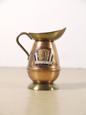 1953 KRÖNUNG ELIZABETH II Miniatur Kupfer & Messing Krug England Souvenir