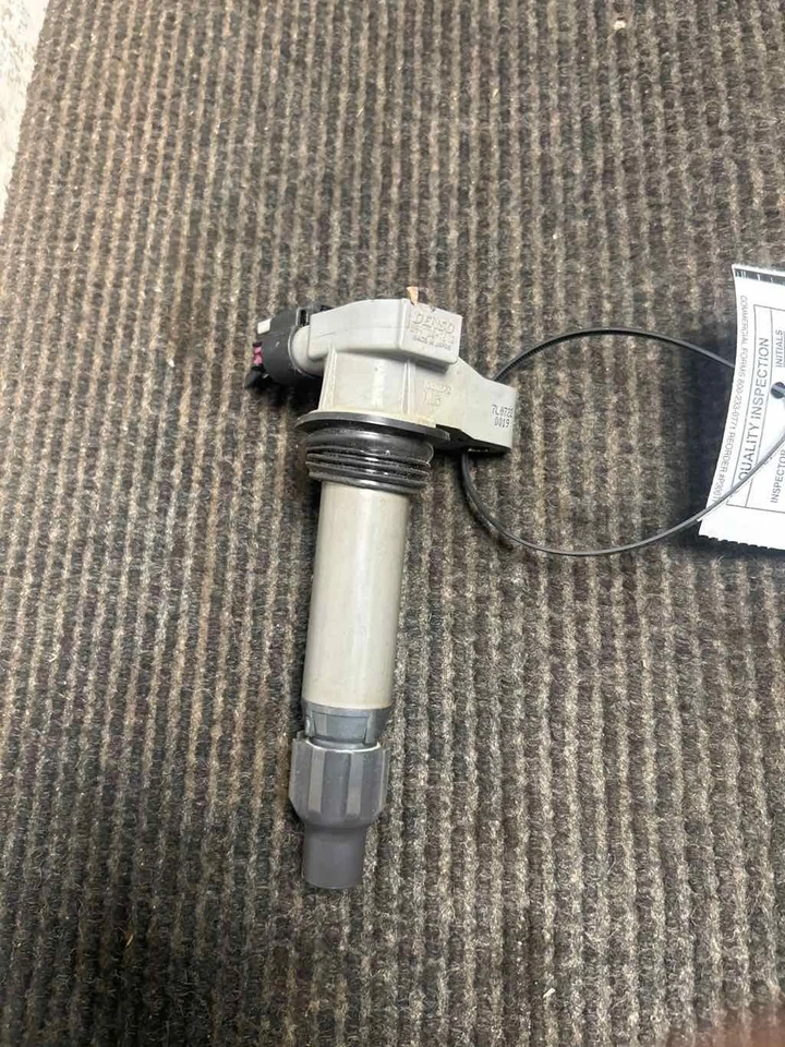 Fits 2008-2019 Cadillac CTS Ignition Coil/Ignitor OEM#:12618542 Foto 2 de 4
