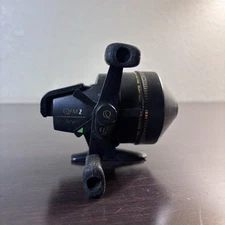 Vintage Zebco Quantum QFM2 FeatherMag 2 Button Fishing Reel