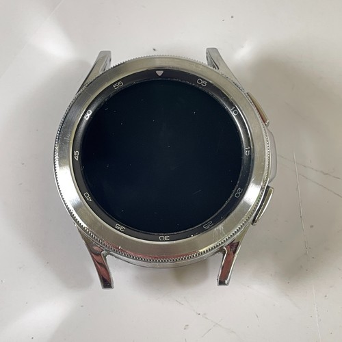 Samsung Galaxy Watch4 Classic 42mm SM-R880 Bluetooth Smartwatch SS Silber A - Bild 2 von 8