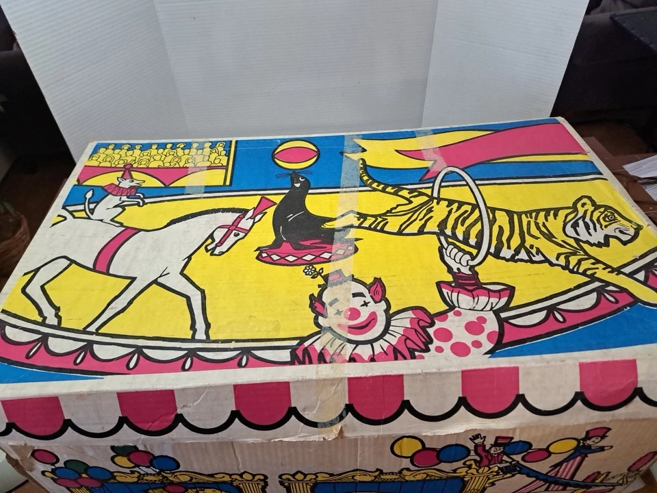 Caja de juguetes de circo vintage de ChemToy Corp #9080 usada y deshilachada ~ 27" X 17" X 13" Foto 2 de 4