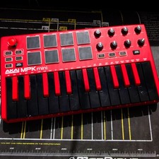 Akai Professional MPK mini 25-key USB-MIDI Controller Special Edition Red