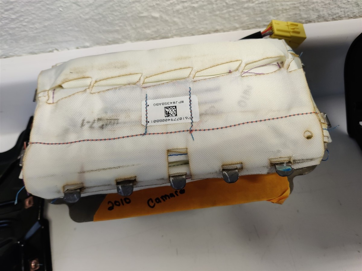 10-15 Chevrolet Camaro Passenger Side Airbag Air Bag Right 10-15 Chevrolet Camaro Passenger Side Airbag Air Bag Right