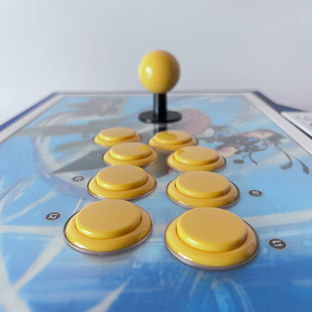 Mad Catz TE2 Street Fighter V Chun Li Arcade Fight Stick