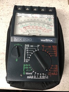 METRIX MX590 – Multimètre Numérique 3 1/2 Digits – Vendu Pour Pièces (AS-IS) Réf P198