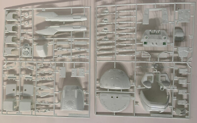 レイジービー　キット＋専用フロートキット 未開封品 Vintage Revell 1984 Robotech Changers NEBO 1/38 Model Kit #1400