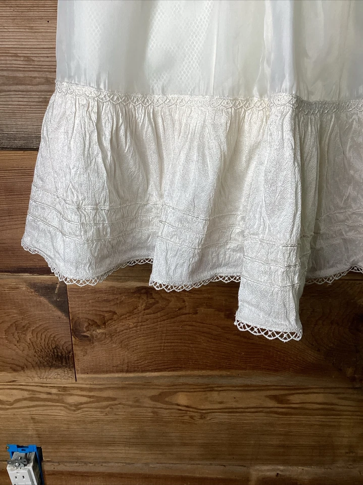 De colección Niñas Seda Encaje Dobladillo Marfil Enagua Deslizable Nylon Hecho a Mano Talla 4/5 Foto 4 de 4