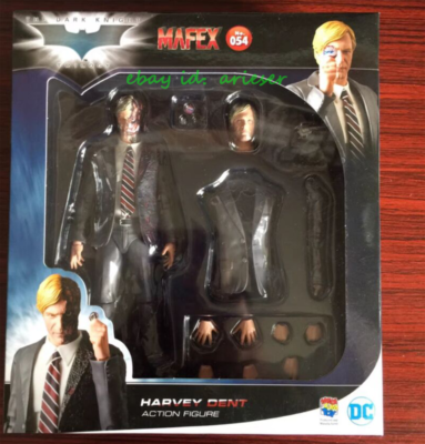 MAFEX ハービー・デント フィギュア 054 Medicom Toy Mafex No.054 Harvey Dent Batman: The Dark Knight