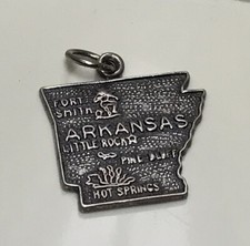 2.3g 925 STERLING SILVER ARKANSAS STATE CHARM PENDANT VINTAGE LITTLE ROCK