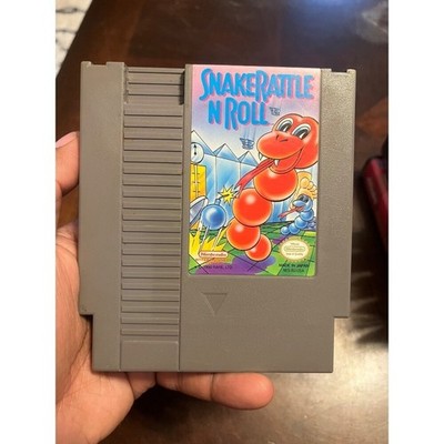 Nintendo NES Game Cartridge Snake Rattle N Roll - Tested - Authentic