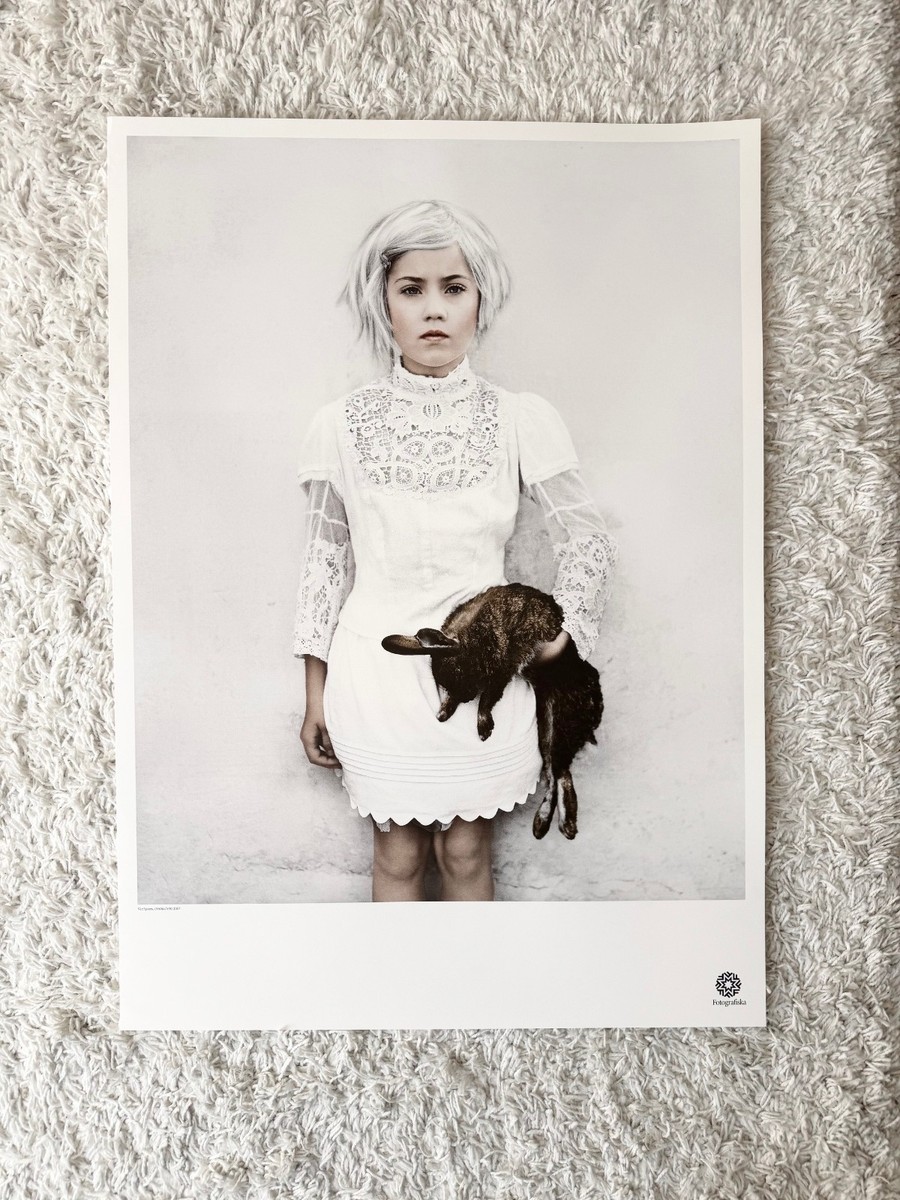 The Birthday Party　Vee Speers　ヴィー・スピアーズ Vee Speers The birthday party Untitled Poster Fotografiska museet