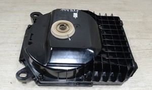 BMW E87 116i 2007 Zentral Bas Box Subwoofer 6925330 #144931-G015