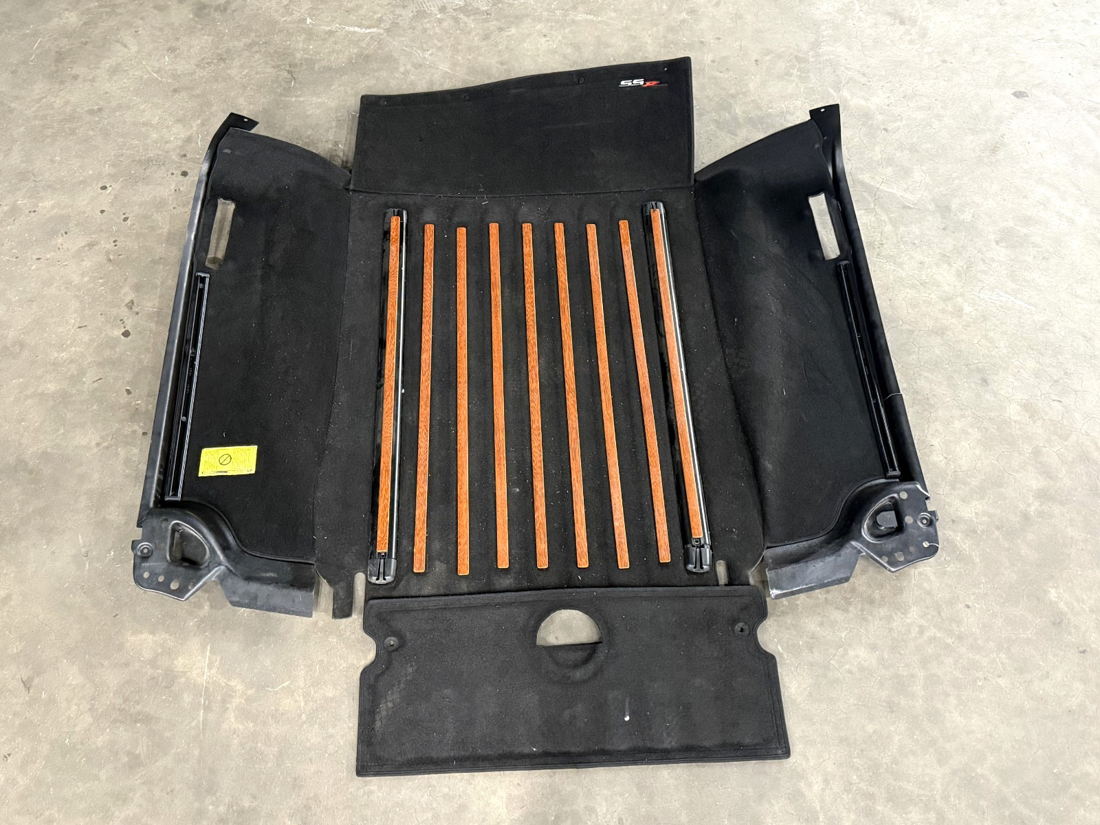 ⭐2003-2006 CHEVROLET SSR REAR TRUNK BED CARGO STORAGE CARPET OEM LOT2686