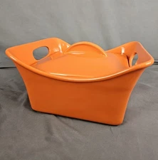 Rachel Ray Stoneware 2.5 Quart Orange Square Covered Casserole Dish with Handles