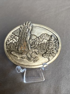 Vintage 1989 Siskiyou Bald Eagle 2'' Belt Buckle Catching Fish Mountain Scene