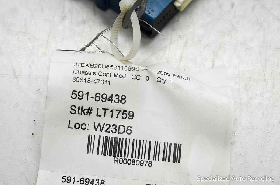 Toyota Prius 2005 fuente de alimentación ordenador 89618-47011 OEM Foto 4 de 4