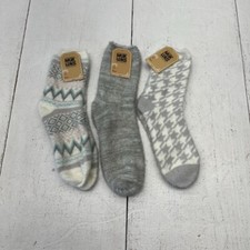 Muk Luks 3 Pack Fuzzy Super Soft Crew Socks Women's One Size 6-11 NEW