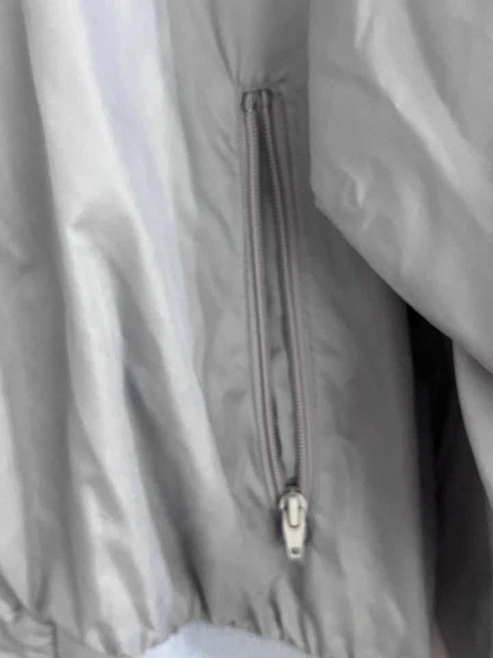 PGA Tour Vintage Mens Full Zip Golf Windbreaker Large Lt Gray Nylon With Hood - Image 3 of 4