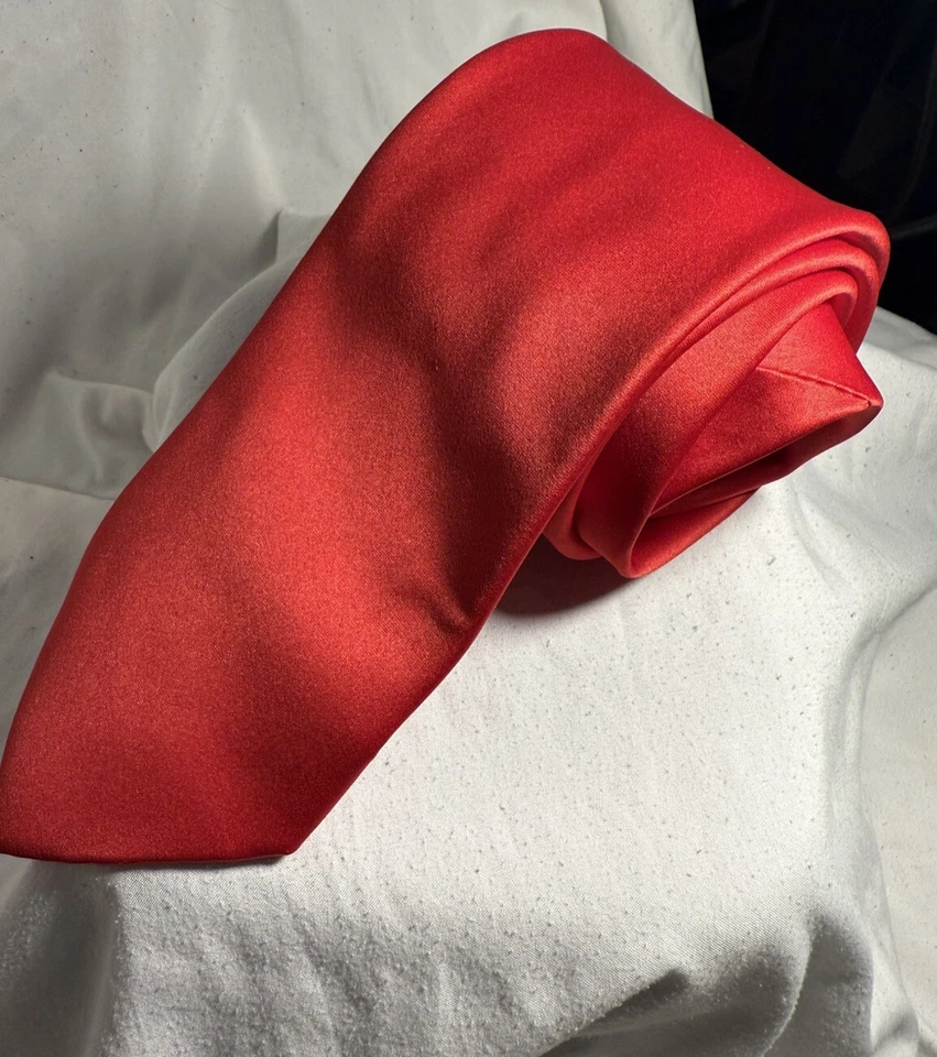 Corbata roja Oliver George para hombre Foto 2 de 3