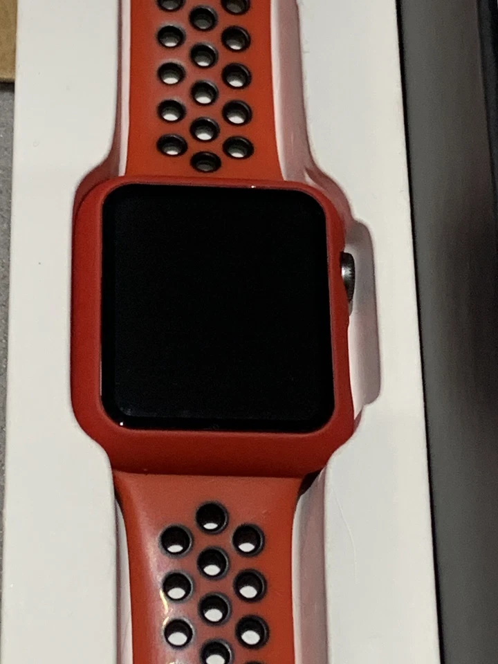 Apple Watch Series 2-42mm, Nike+ Edition + 5 Correas Diferentes - Imagen 3 de 4