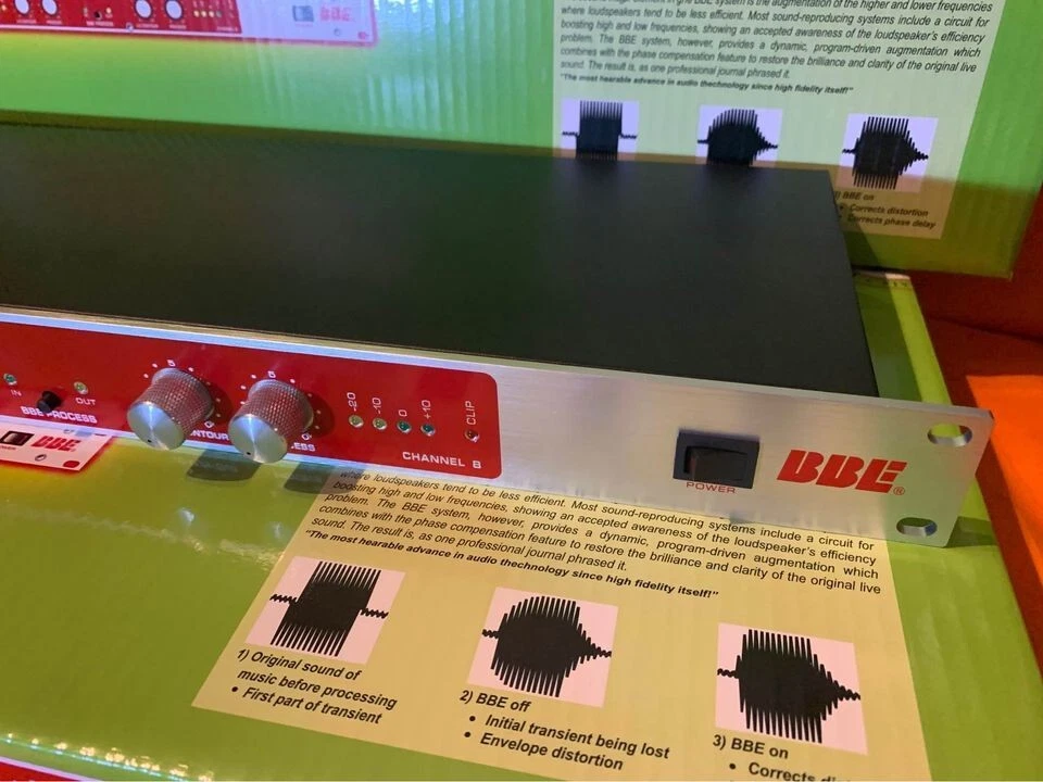 BBE Sonic Maximizer 882i Unit 1 U + American Audio DB DISPLAY MKII - Image 2 of 4