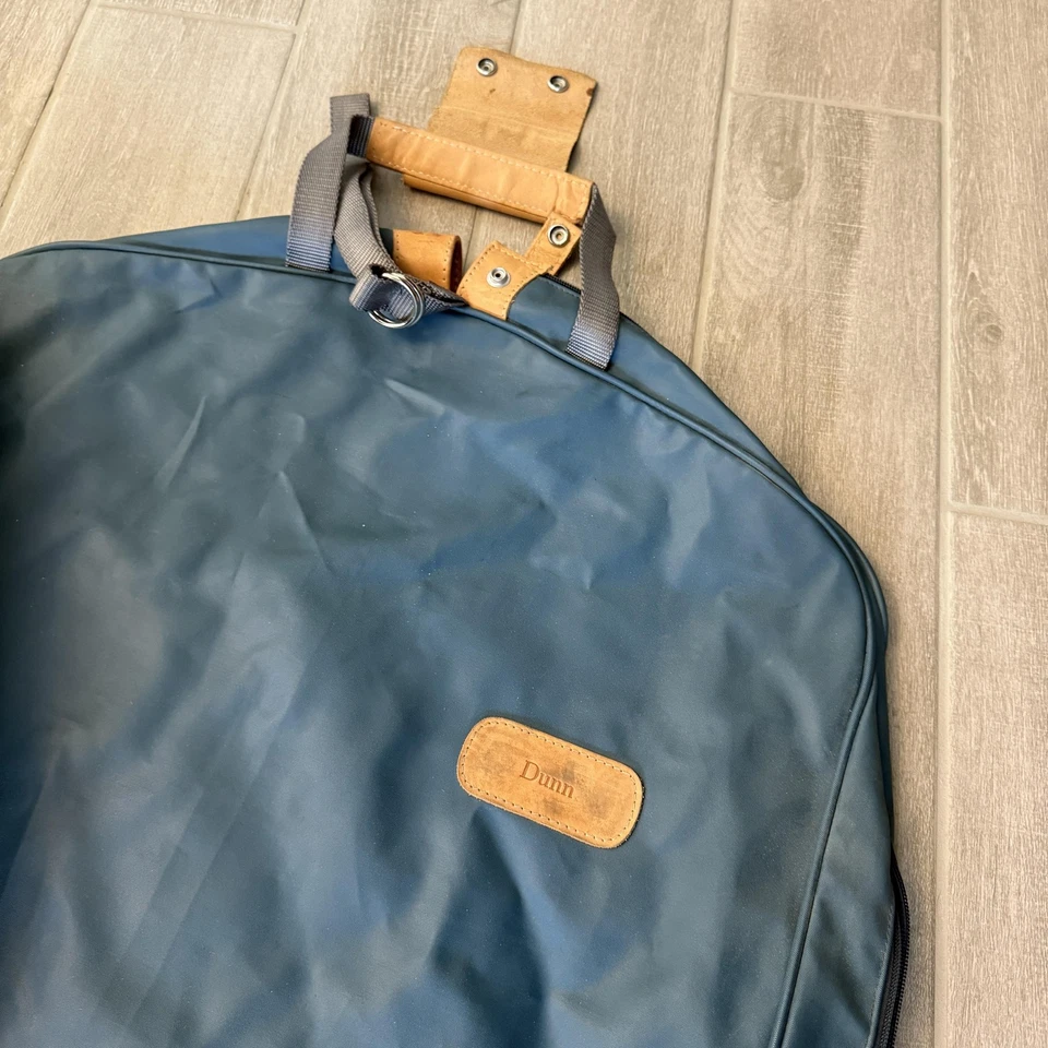 Juego de 2 piezas de cuero para traje de viaje Jon Hart Design Foto 3 de 4