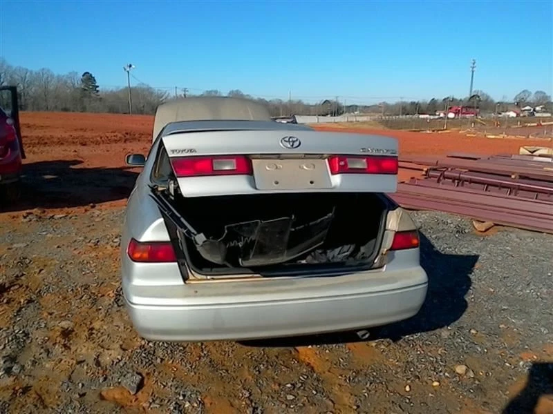 Power Steering Pump 4 Cylinder Fits 97-01 Toyota Camry OEM - Image 3 of 4