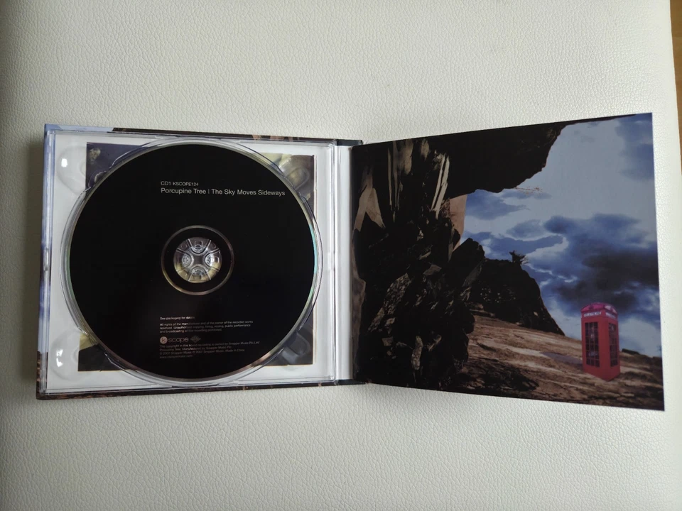 Porcupine Tree - The Sky Moves Sideways [DoCD, Reissue 2007] - Bild 2 von 4