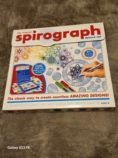 Hasbro Spirograph deluxe set. Excellent Condition.