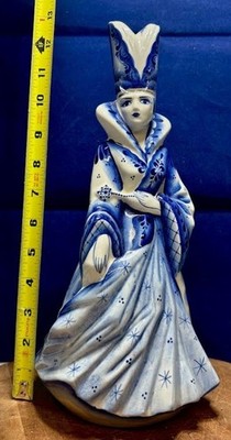Ochakovskaya Russian Queen Decorative Ceramic Vodka Bottle Blue White Gzhel Like