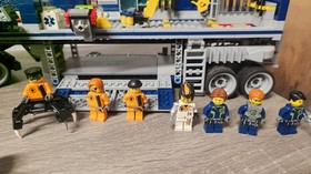 LEGO Agents: Mobile Command Center (8635) 80% Complete No Instructions