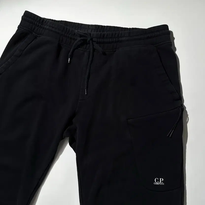 CP Company XL Logo Cargo Sweat Jogger Pants - Used thumbnail 3