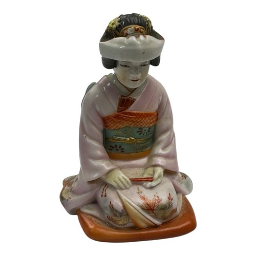Vintage Asian Couple Sitting TOSHIKANE Salt Pepper Shakers ARITA Porcelain 2.5” - Picture 4 of 24