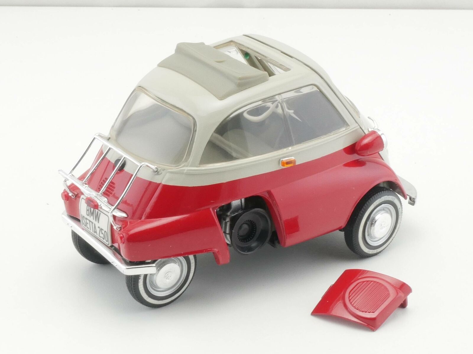 Revell BMW Isetta 250 Metal 1:18 Red Gray Roof Open Rare 1611-28-67