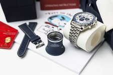 Unworn Omega Speedy Silver "Snoopy" 50th Anniv on Bracelet 310.32.42.50.02.001 10