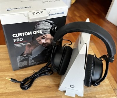 Beyerdynamic Custom One Pro   Top Zustand   OVP   Neue Polster