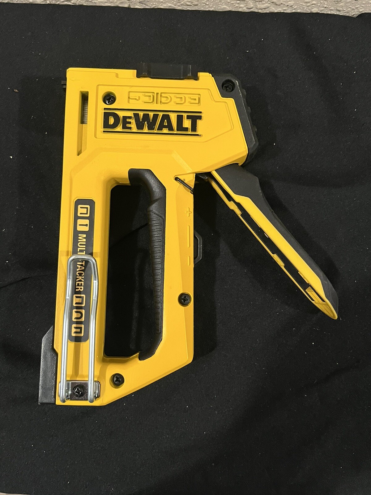 DEWALT DWHTTR510 5in1 MultiTacker Stapler and Brad Nailer MultiTool