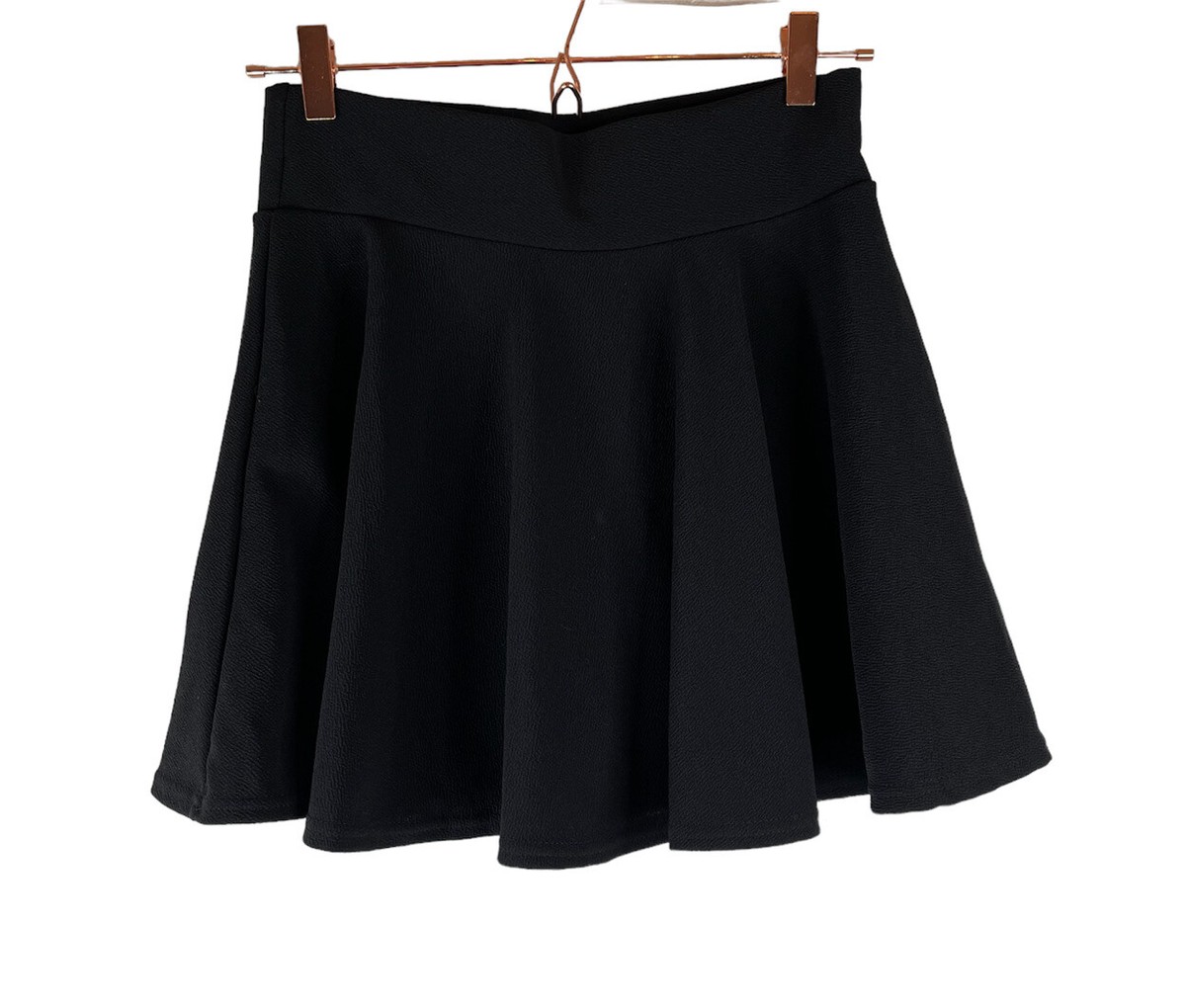 DJT Tennis Skirt with shorts M Black NWT