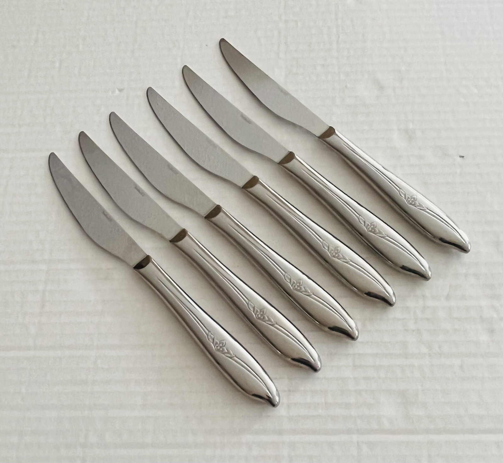 Imperial International Stainless USA Misty Rose Set of 6 Dinner Knives Glossy