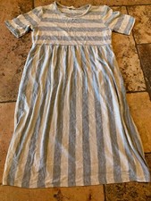 Tea N Rose Grey Cream Stripe Dress fits like a girls 7-8