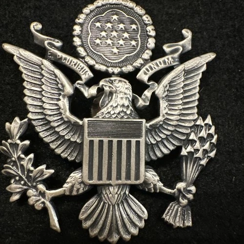 Vintage WW2 Era US Army Officer Eagle Cap Hat Badge Military Screw Back Meyer NY
