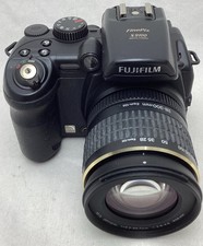 FujiFilm FinePix S9100 9.0MP Digital Camera W/ 28-300mm 10.7x Optical Zoom Lens