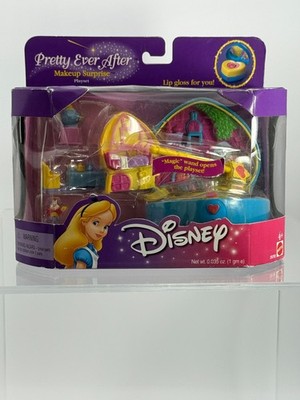 2000 Polly Pocket Disney ''Pretty Ever After Makeup Surprise'' Alice in Wonderland