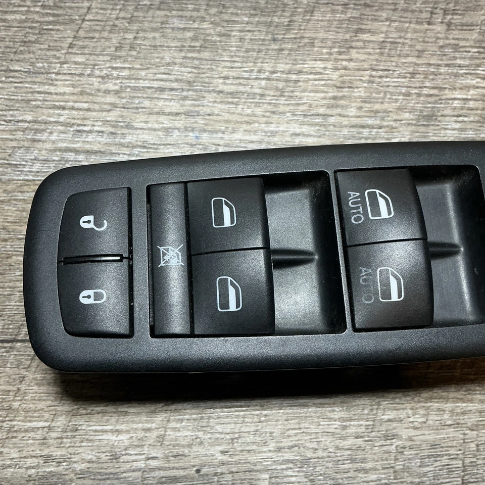 Dodge Ram 1500 2011-2024 interruptor de ventana eléctrica principal del lado del conductor delantero izquierdo OEM Foto 3 de 4