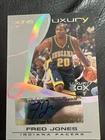 2004-05 Topps Luxury Box - Signs of Luxury Fred Jones #SL-FJ /100 (AU)